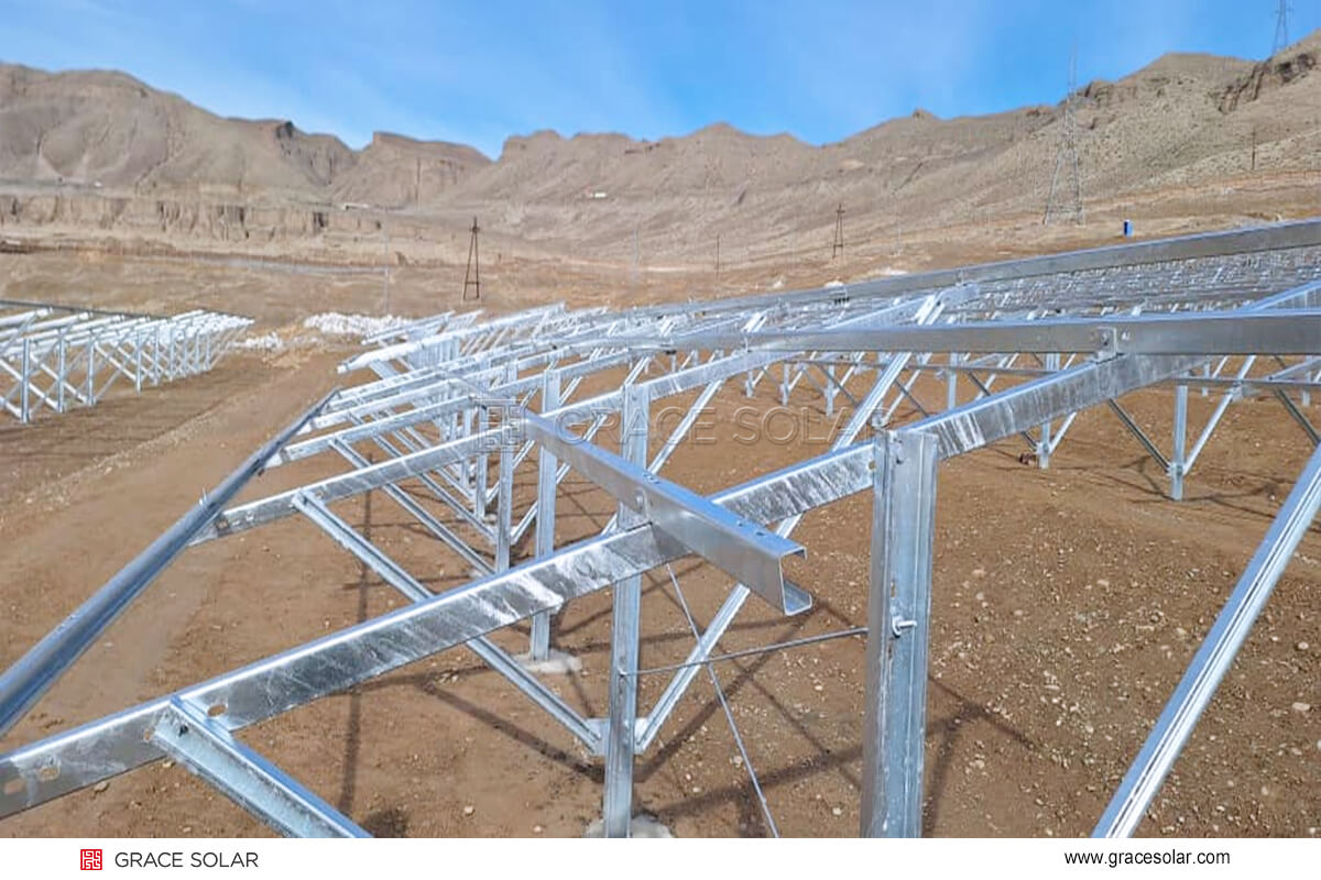 Sistema-Montaje-Aluminio-Grace-Solar-Desierto